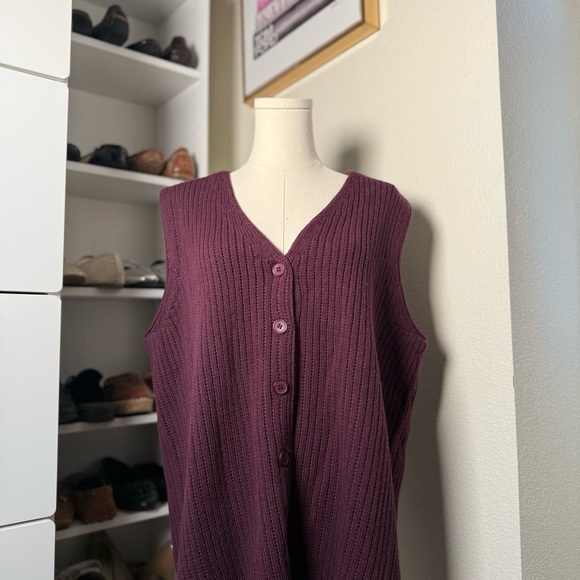 Vintage Roaman’s Red Wine Knit Button-Down Women's Vest Size Large - Picture 2 of 4